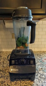 Good Morning Green Beach Smoothie | thegreengiraffeeats.com