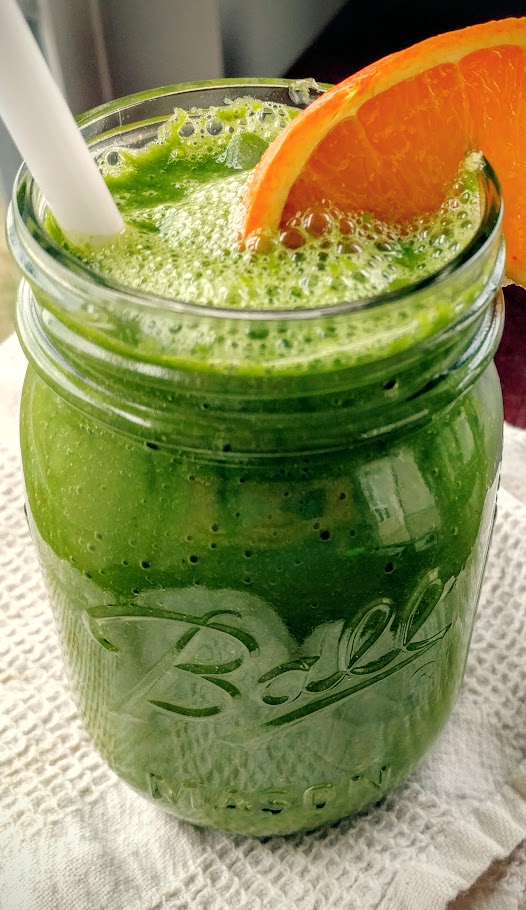 Good Morning Green Beach Smoothie | thegreengiraffeeats.com