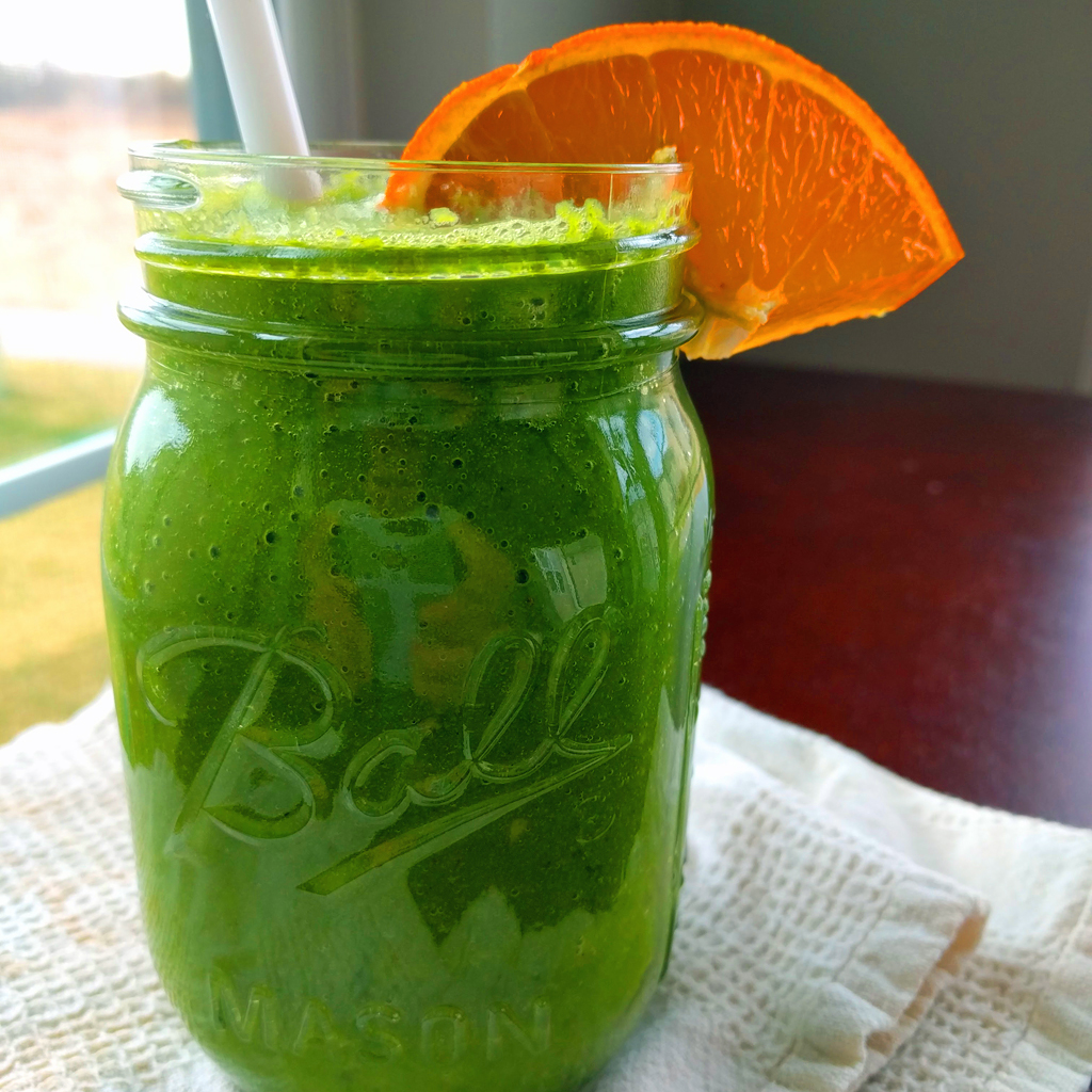 Good Morning Green Beach Smoothie - The Green Giraffe Eats